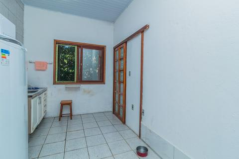 Image 11 - 378421