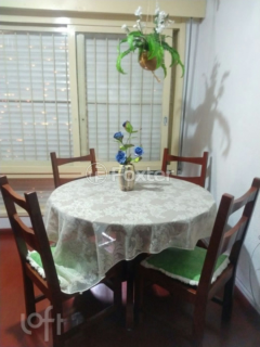 Image 4 - 378494
