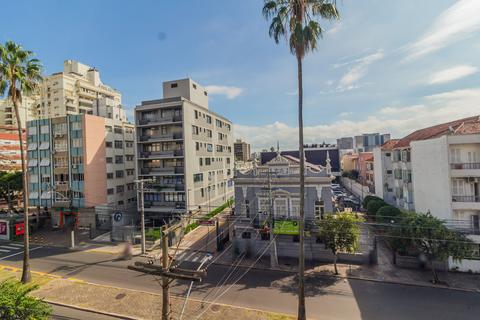 Image 10 - 378817