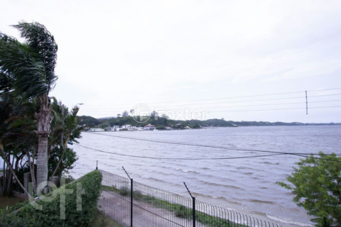 Image 14 - 379058