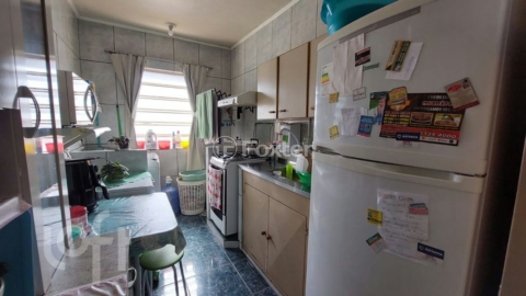 Image 4 - 379071