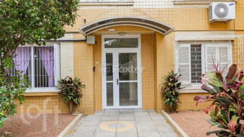 Image 27 - 379420