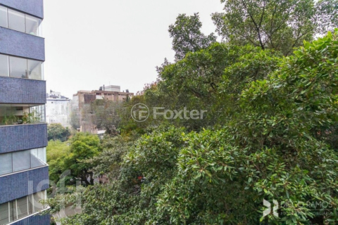 Image 25 - 379429