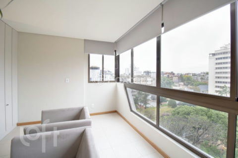 Image 4 - 379429