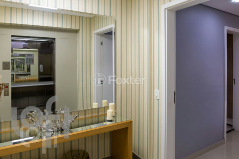 Image 31 - 381173