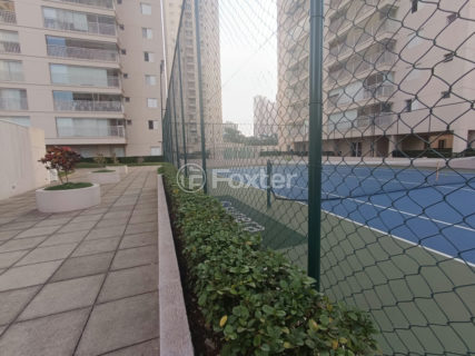 Image 33 - 381323