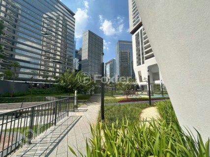 Image 33 - 394682