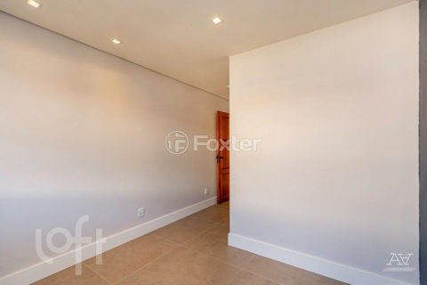 Image 20 - 396076