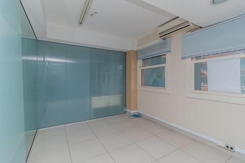 Image 21 - 397034