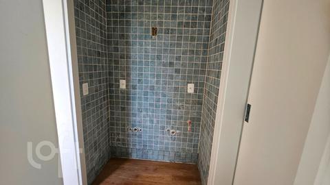 Image 33 - 398330