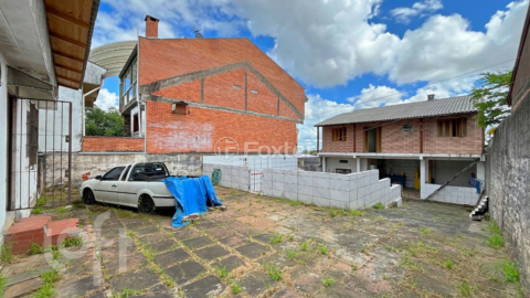Image 21 - 398935