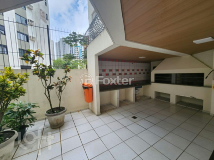 Image 23 - 400425