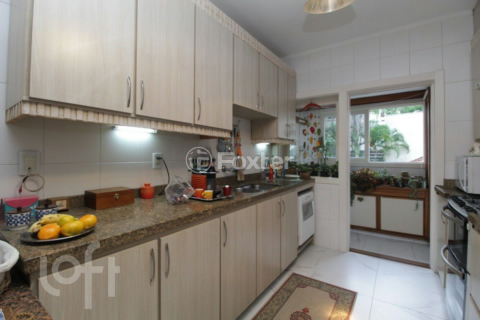 Image 38 - 403857