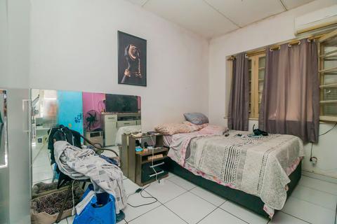 Image 9 - 404410