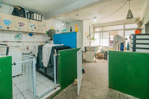 Image 32 - 404410