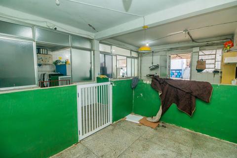 Image 33 - 404410