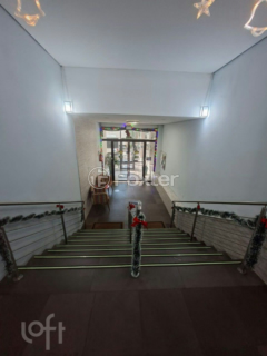 Image 11 - 404956