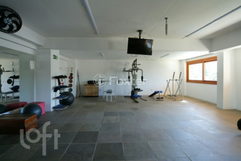 Image 46 - 405042