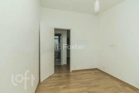 Image 19 - 405374