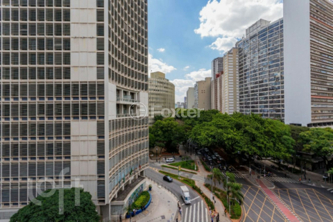 Image 15 - 412105