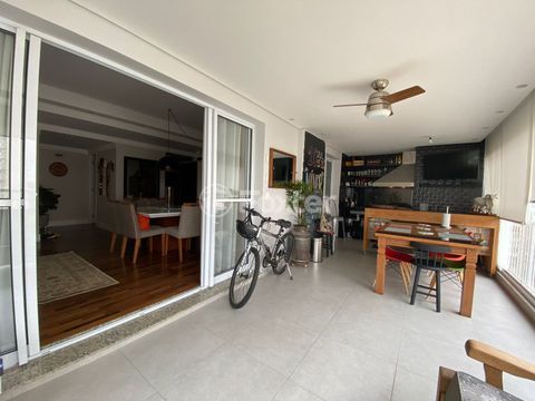 Image 15 - 413312