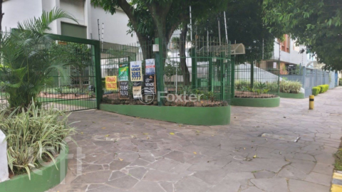 Image 61 - 425687
