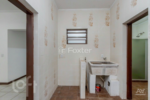 Image 17 - 428308