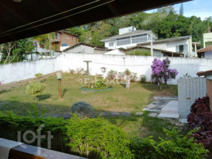 Image 29 - 431659