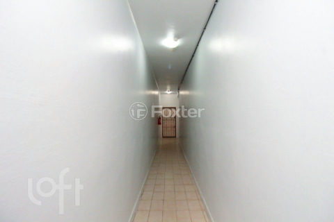 Image 23 - 435242
