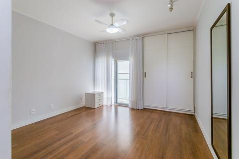 Image 39 - 444442