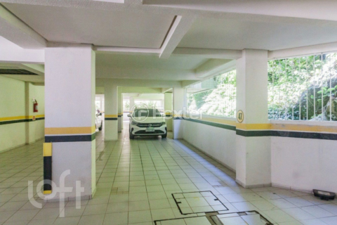 Image 37 - 445705