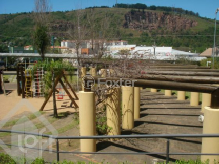 Image 22 - 447359