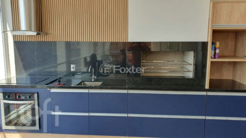 Image 3 - 447464