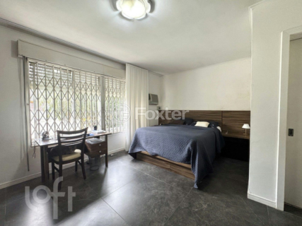 Image 7 - 447649