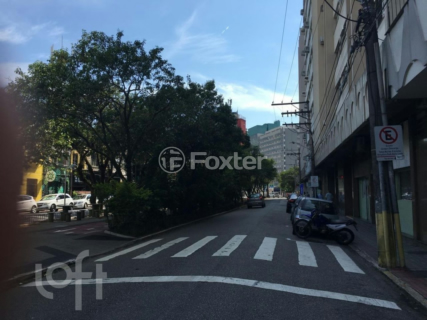 Image 24 - 448006