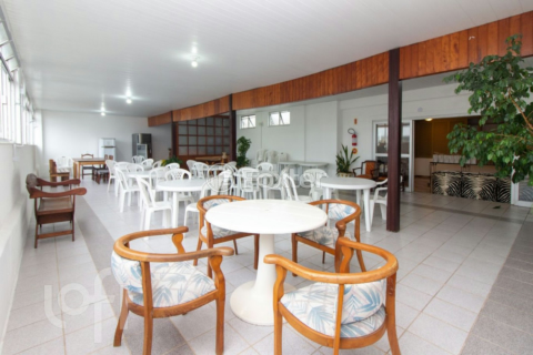 Image 13 - 448006