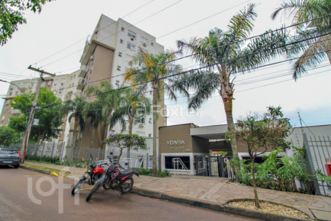 Image 29 - 448074