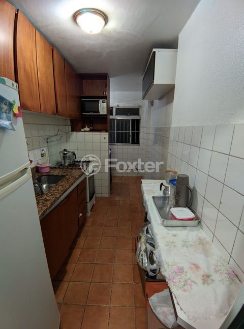 Image 5 - 448359