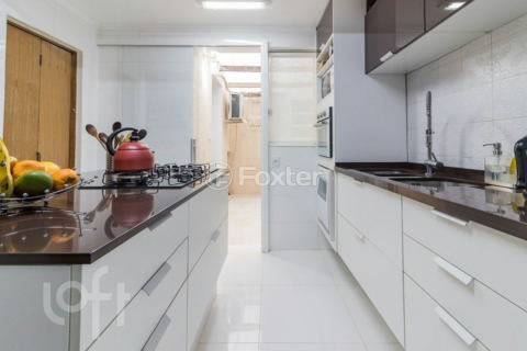 Image 24 - 452484