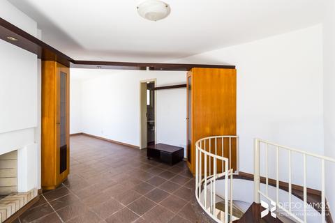 Image 15 - 4588