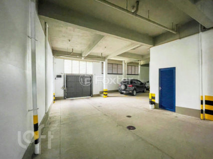 Image 17 - 463362