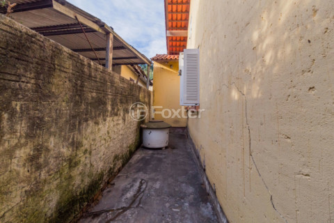 Image 18 - 484675