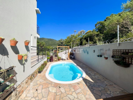 Image 5 - 498910