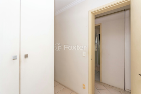 Image 29 - 501584