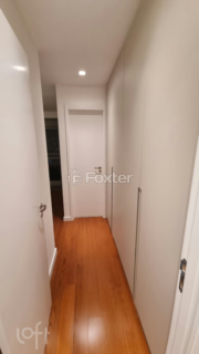 Image 4 - 508667