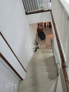 Image 12 - 522551