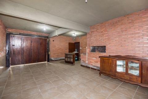 Image 59 - 5244