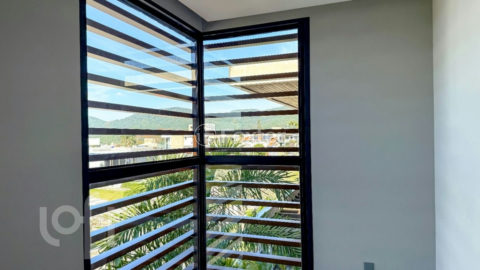 Image 14 - 525023