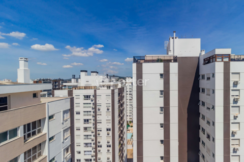 Image 38 - 539447