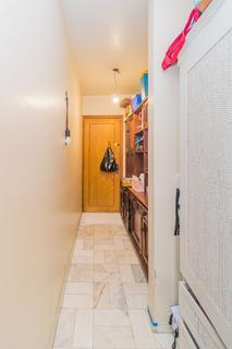 Image 31 - 5409